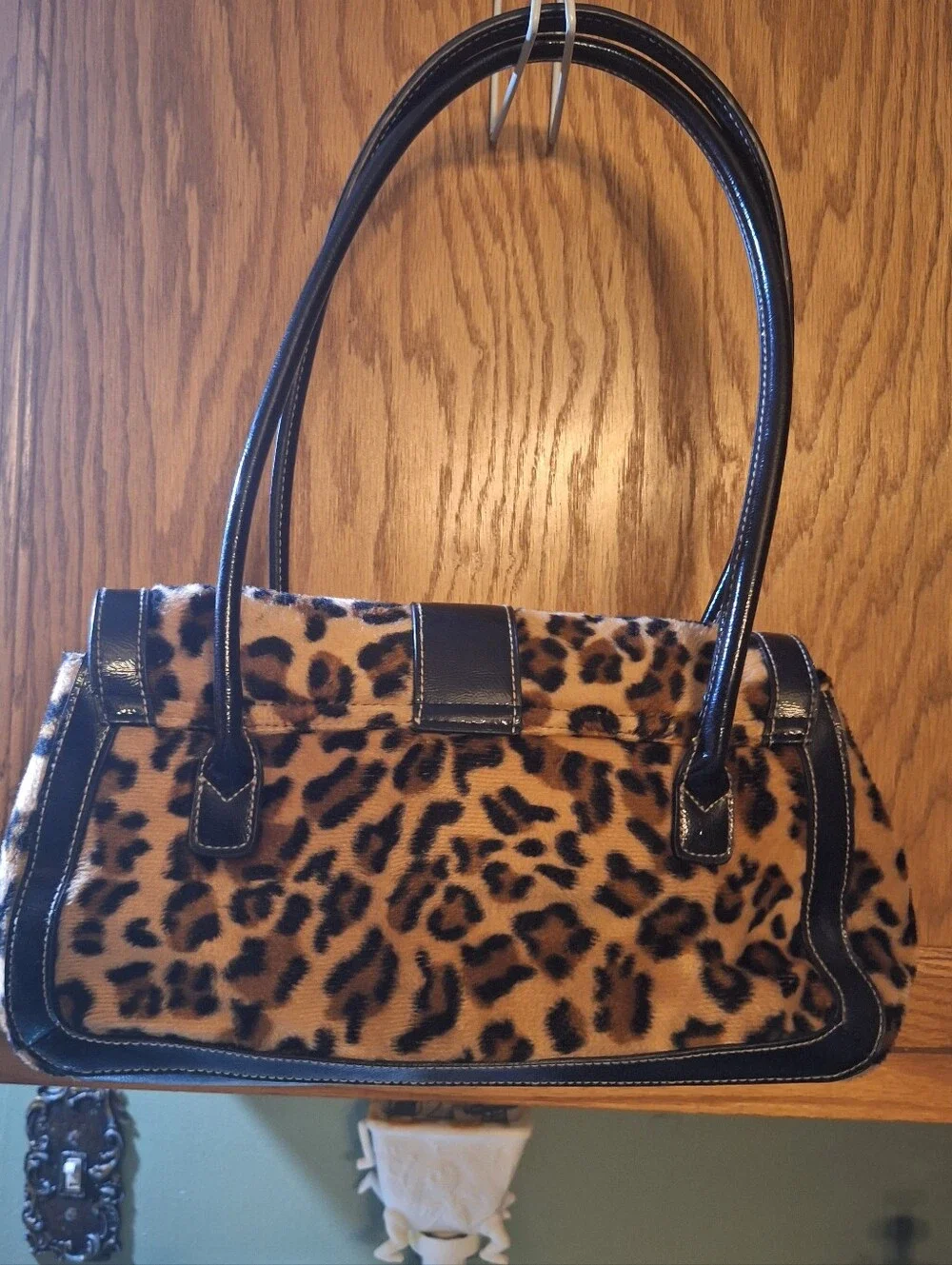 [[Apt. 9]] Leopard Print Shoulder Bag with Black Trim